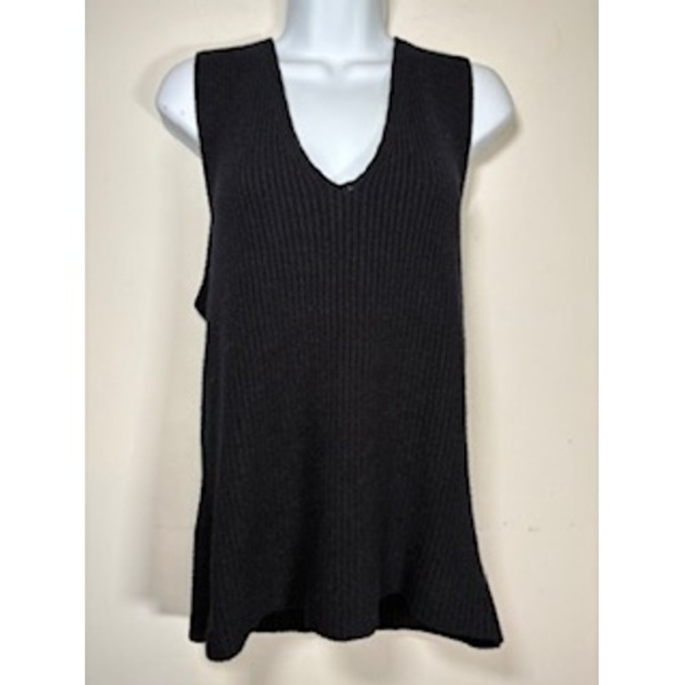 LULUS Sweater Vest Medium Black Ribbed V-Neck‎ Knit Minimalist Layering Chic